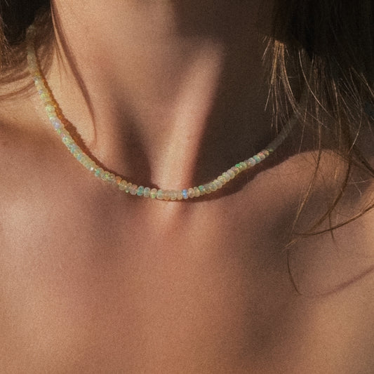 14K Opal Strand