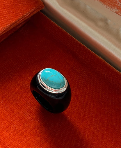 Vintage Carved Onyx & Turquoise Ring